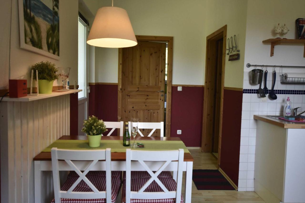 Ferienwohnung Og Im Roten Haus Am Ostsee Radweg Ovs 103 Blowatz Bagian luar foto