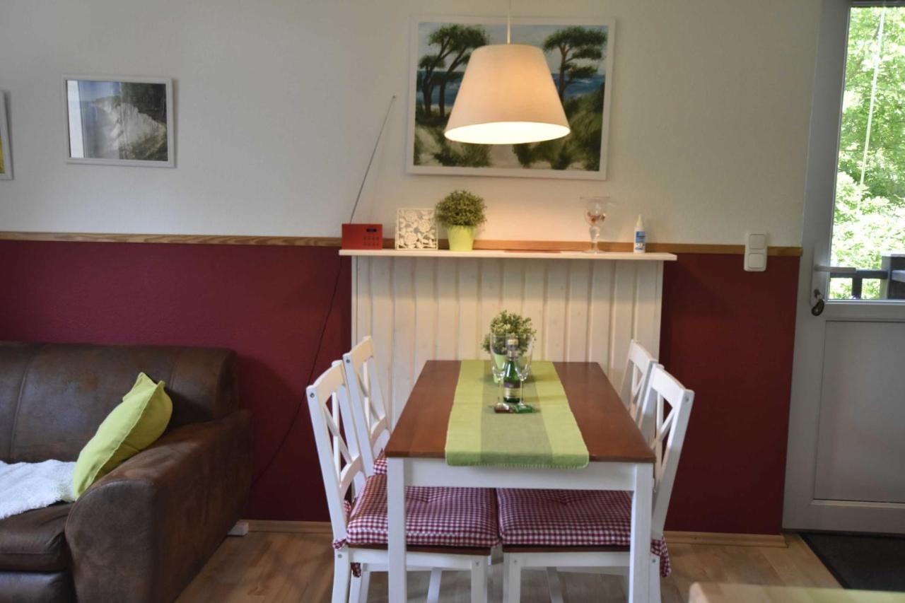 Ferienwohnung Og Im Roten Haus Am Ostsee Radweg Ovs 103 Blowatz Bagian luar foto