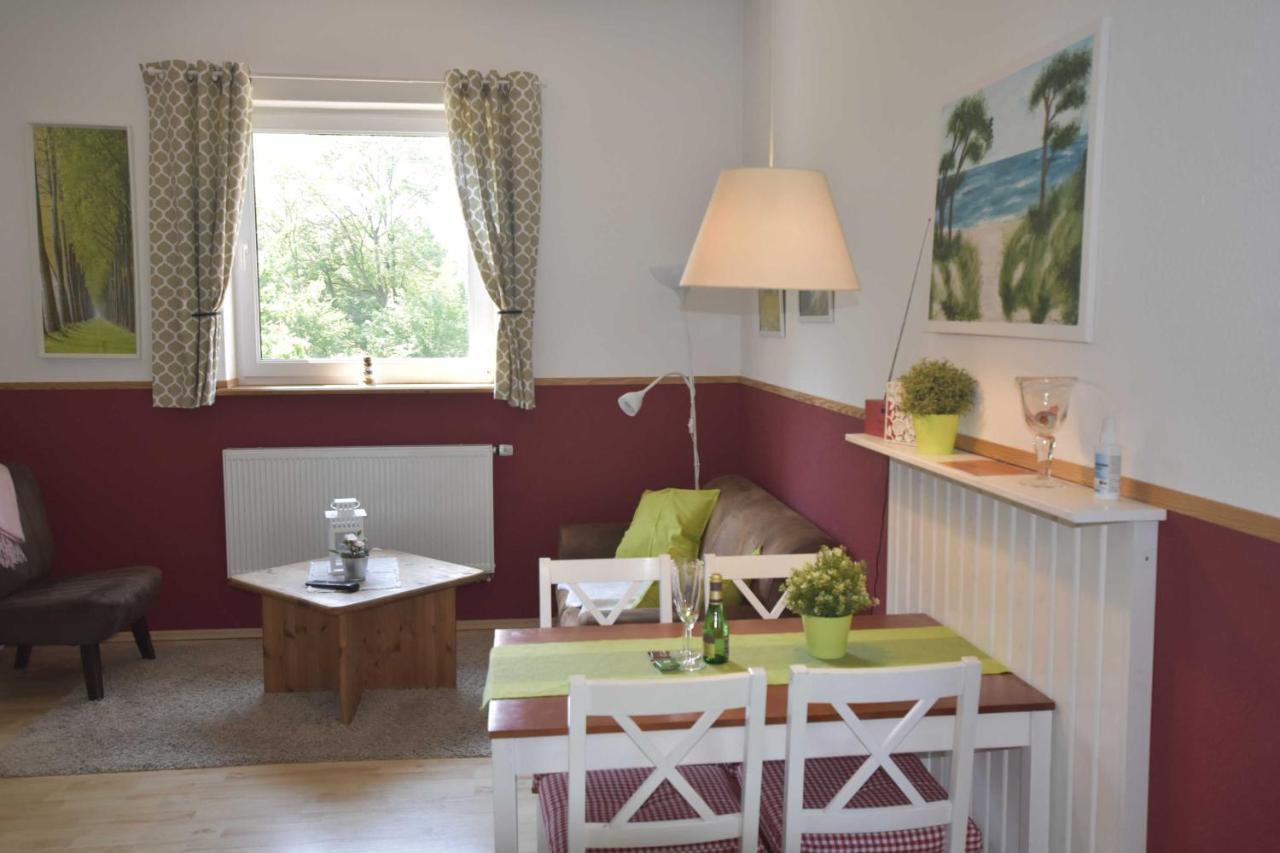 Ferienwohnung Og Im Roten Haus Am Ostsee Radweg Ovs 103 Blowatz Bagian luar foto